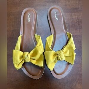 Aldo slip on yellow bow sandals size 8